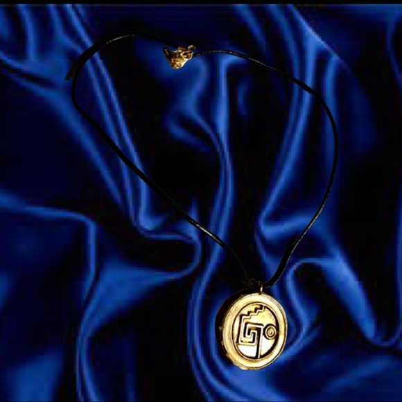 Pirates of the Caribbean .925 Coin Necklace RARE!